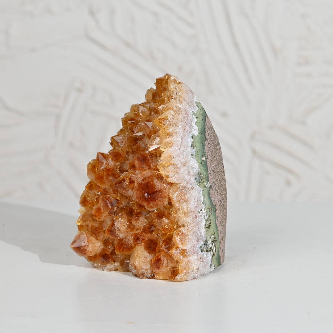 Citrine Geode 1267g – Natural Crystal for Wealth & Spiritual Growth