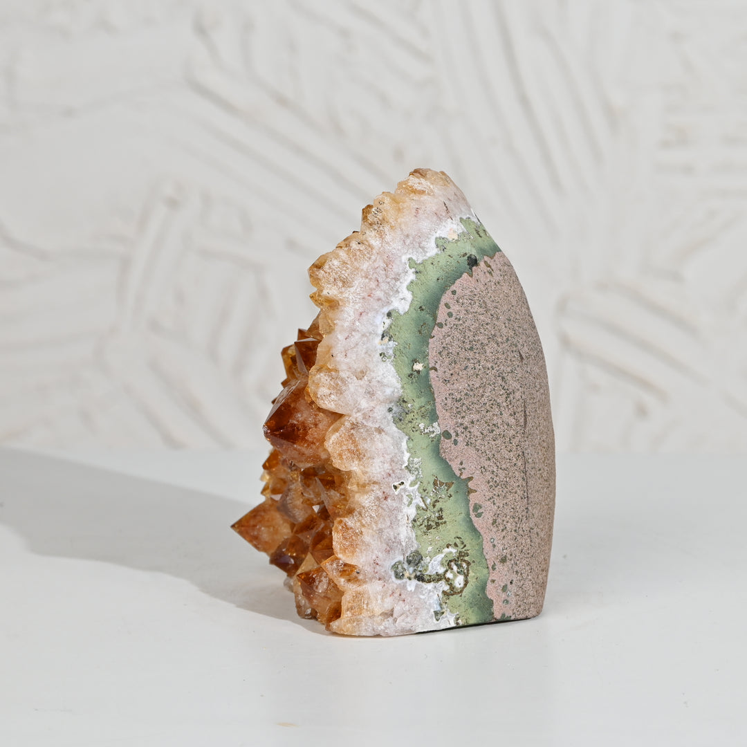 Citrine Geode 1267g – Natural Crystal for Wealth & Spiritual Growth