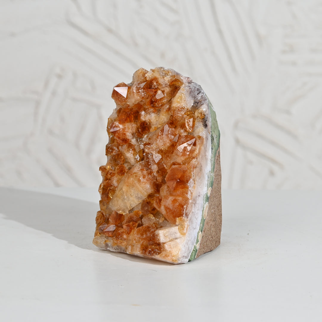 Citrine Geode 1218g – Raw Crystal for Abundance & Energy Flow