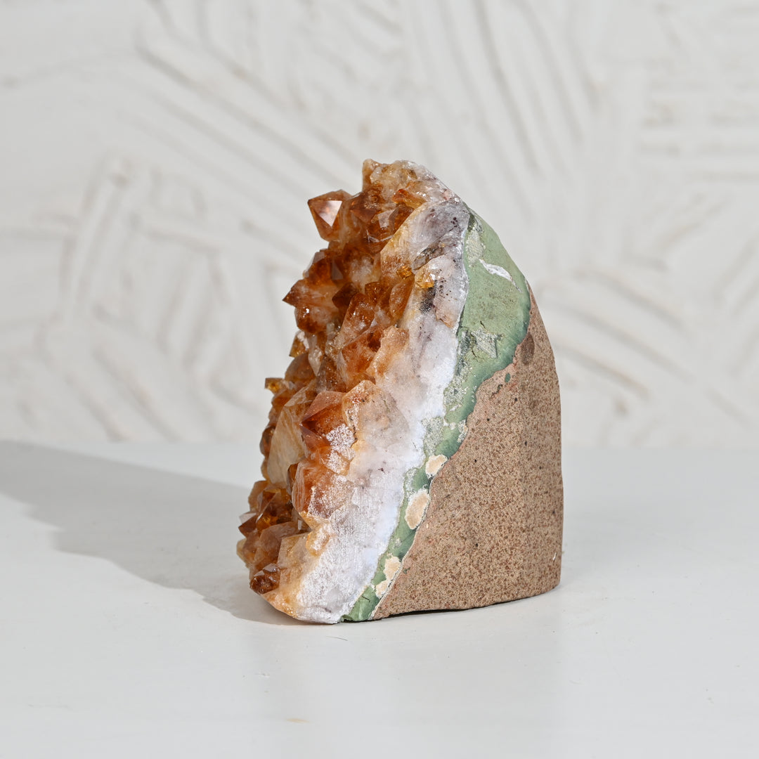 Citrine Geode 1218g – Raw Crystal for Abundance & Energy Flow
