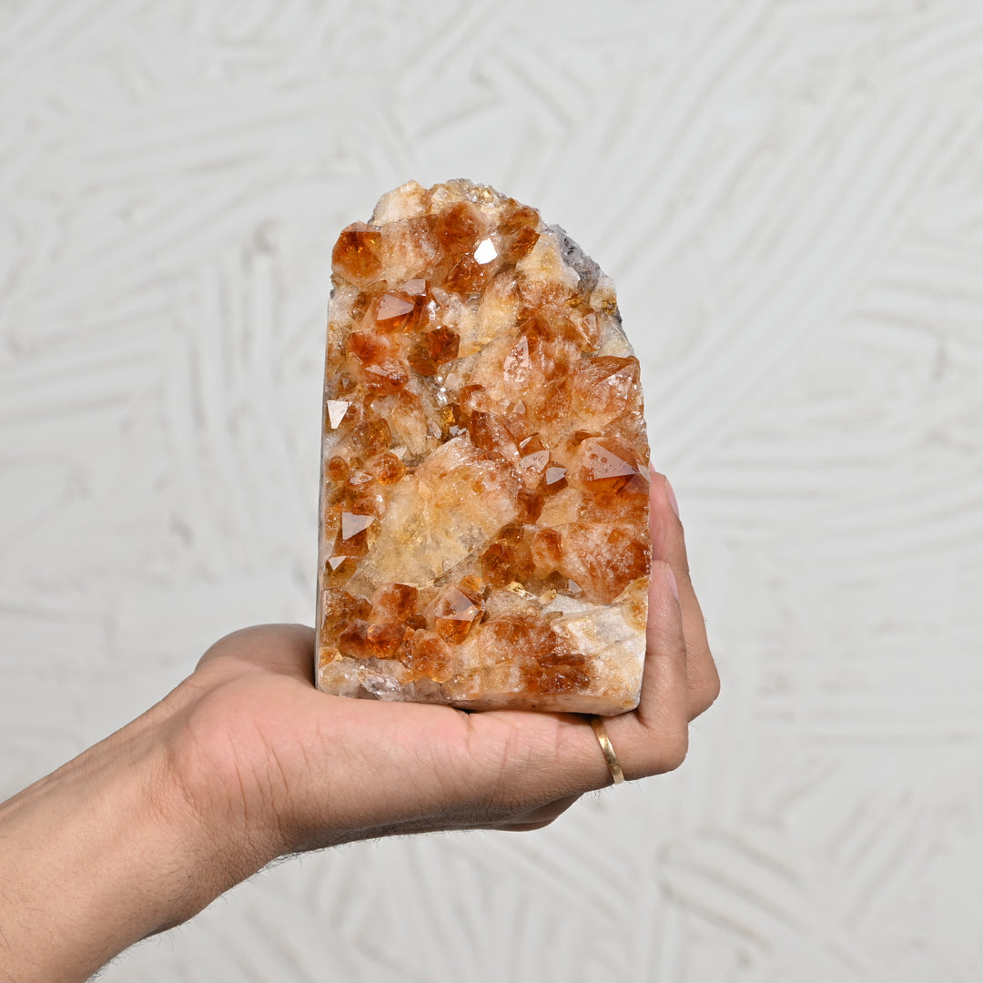 Citrine Geode 1218g – Raw Crystal for Abundance & Energy Flow