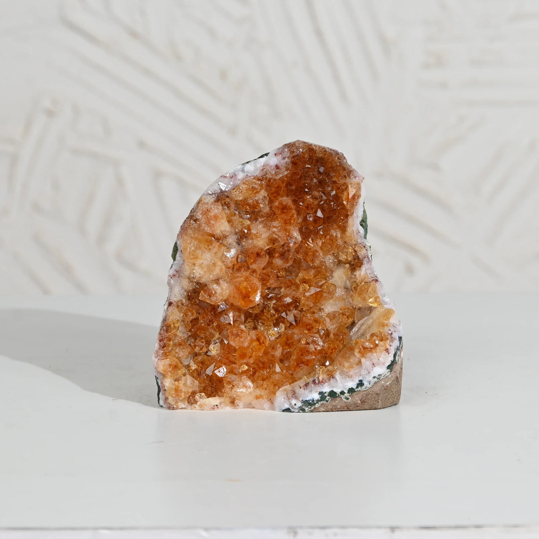 Citrine Crystal 956g – Energy Stone for Prosperity & Spiritual Balance