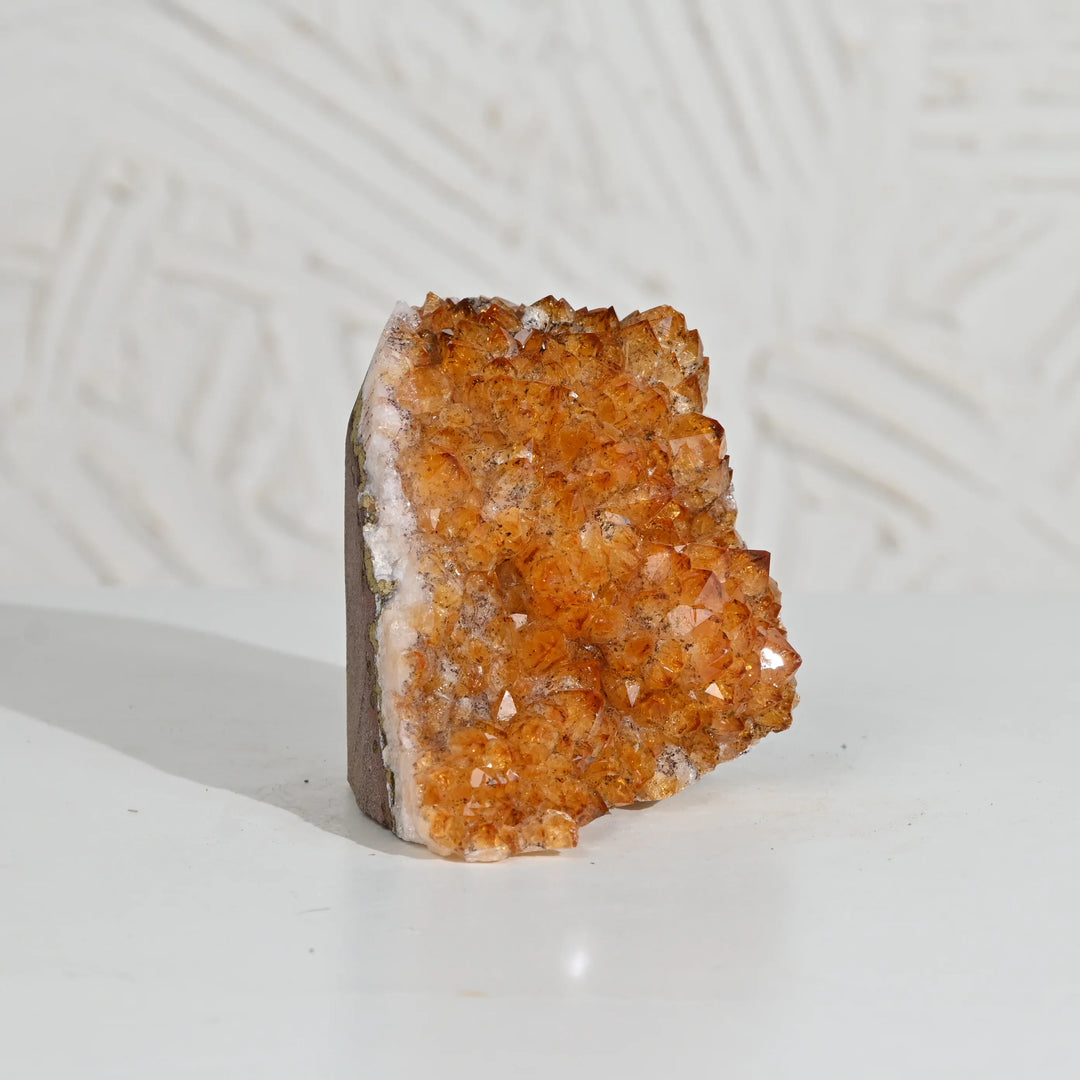 Raw Citrine Geode 960g – Healing Crystal for Prosperity & Positivity
