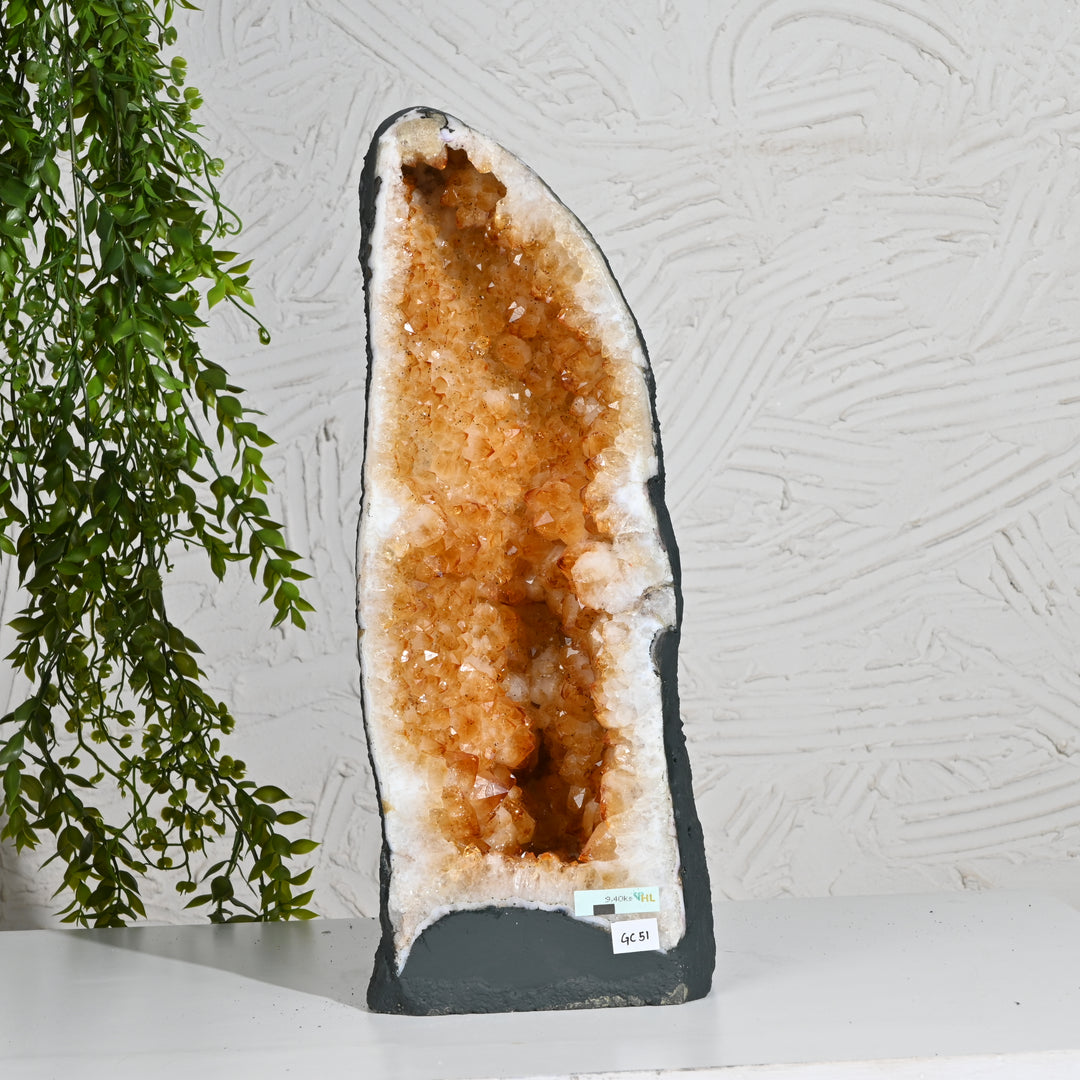 Citrine Energy Stone 9.40kg – Natural Crystal for Prosperity & Home Balance