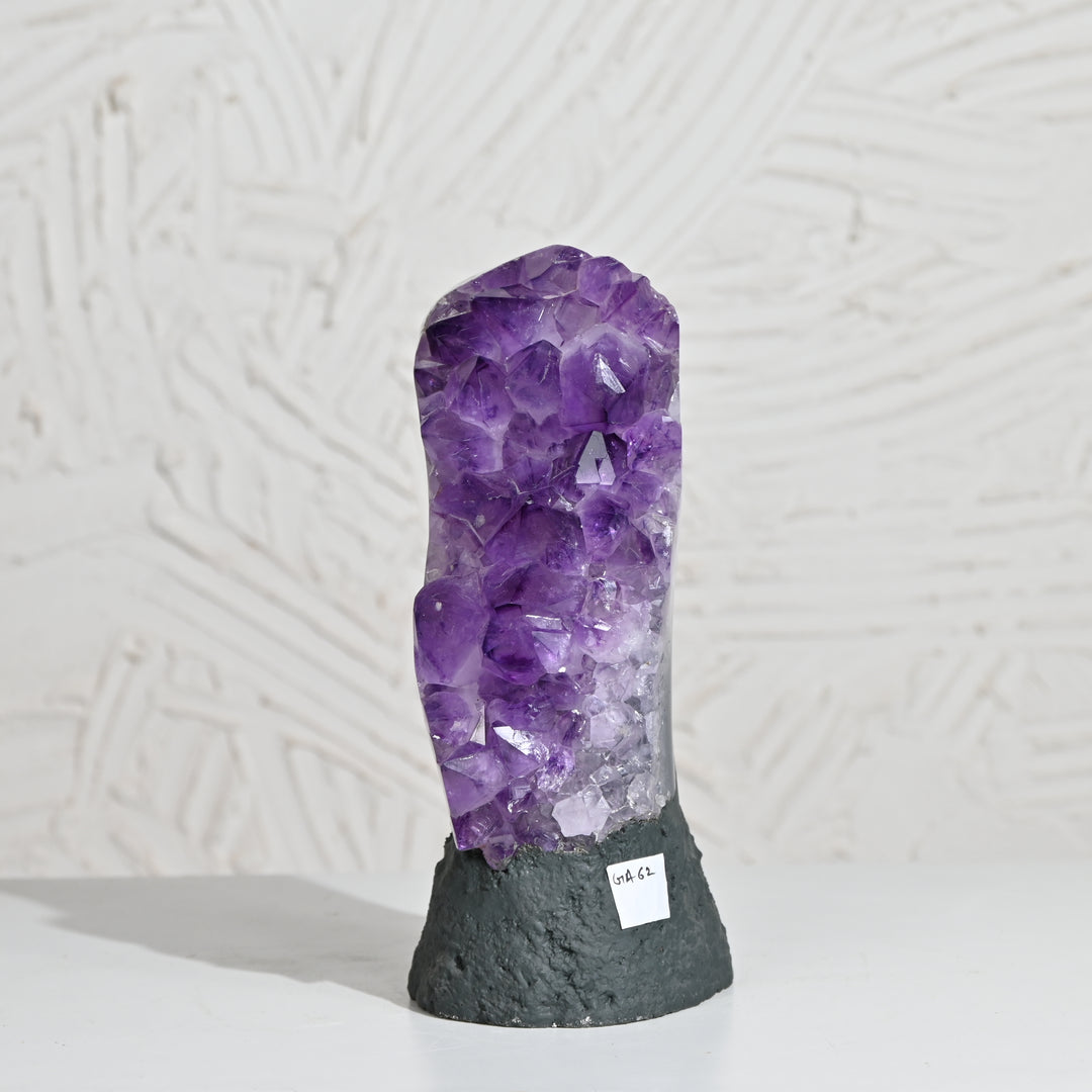 Natural Amethyst Geode 2.65kg - Raw Crystal for Healing