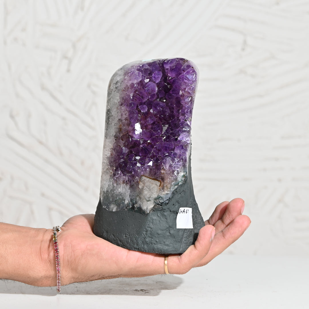 Natural Amethyst Geode 1.75kg - Raw Crystal for Healing