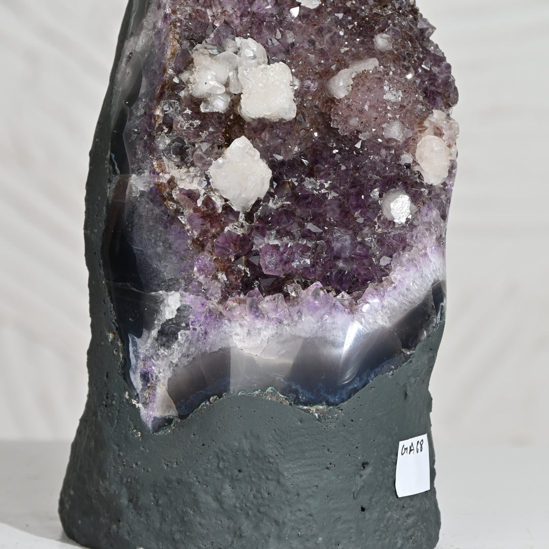Natural Amethyst Geode 3.70kg - Raw Crystal for Healing
