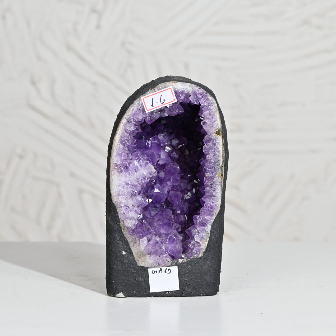 Natural Amethyst Geode 1.6kg - Raw Crystal for Healing