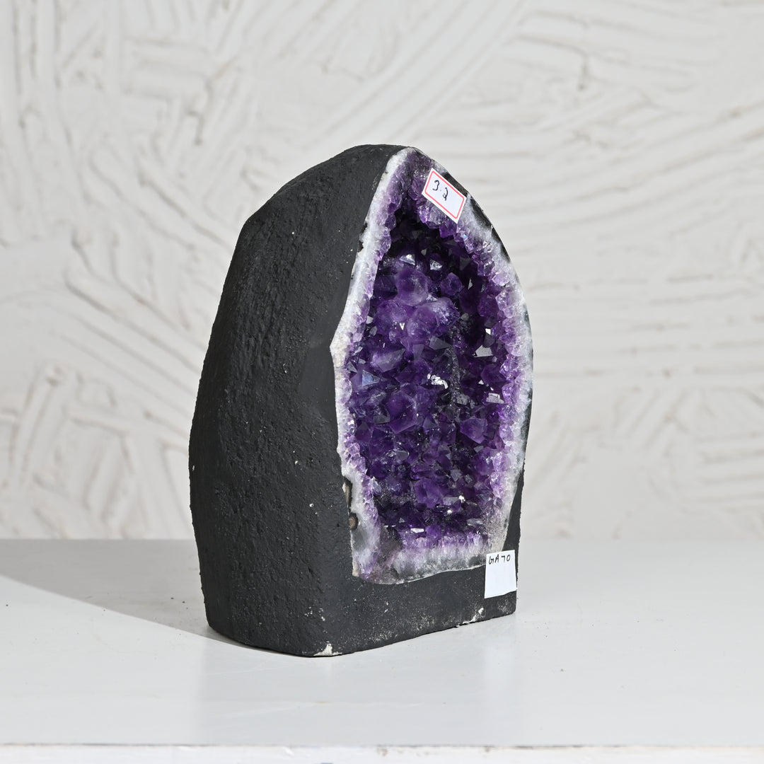 Natural Amethyst Geode 3.2kg - Raw Crystal for Healing