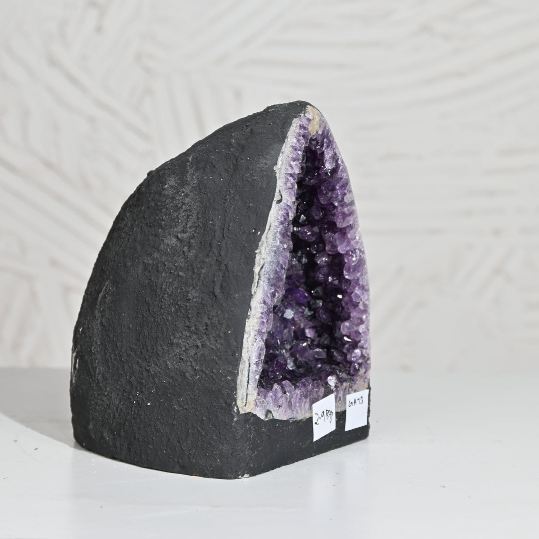 Natural Amethyst Geode 2.9kg - Raw Crystal for Healing