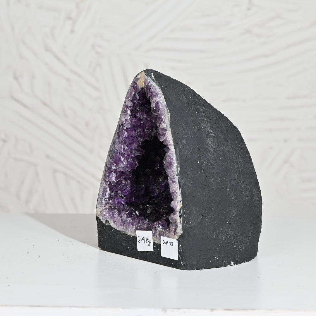 Natural Amethyst Geode 2.9kg - Raw Crystal for Healing