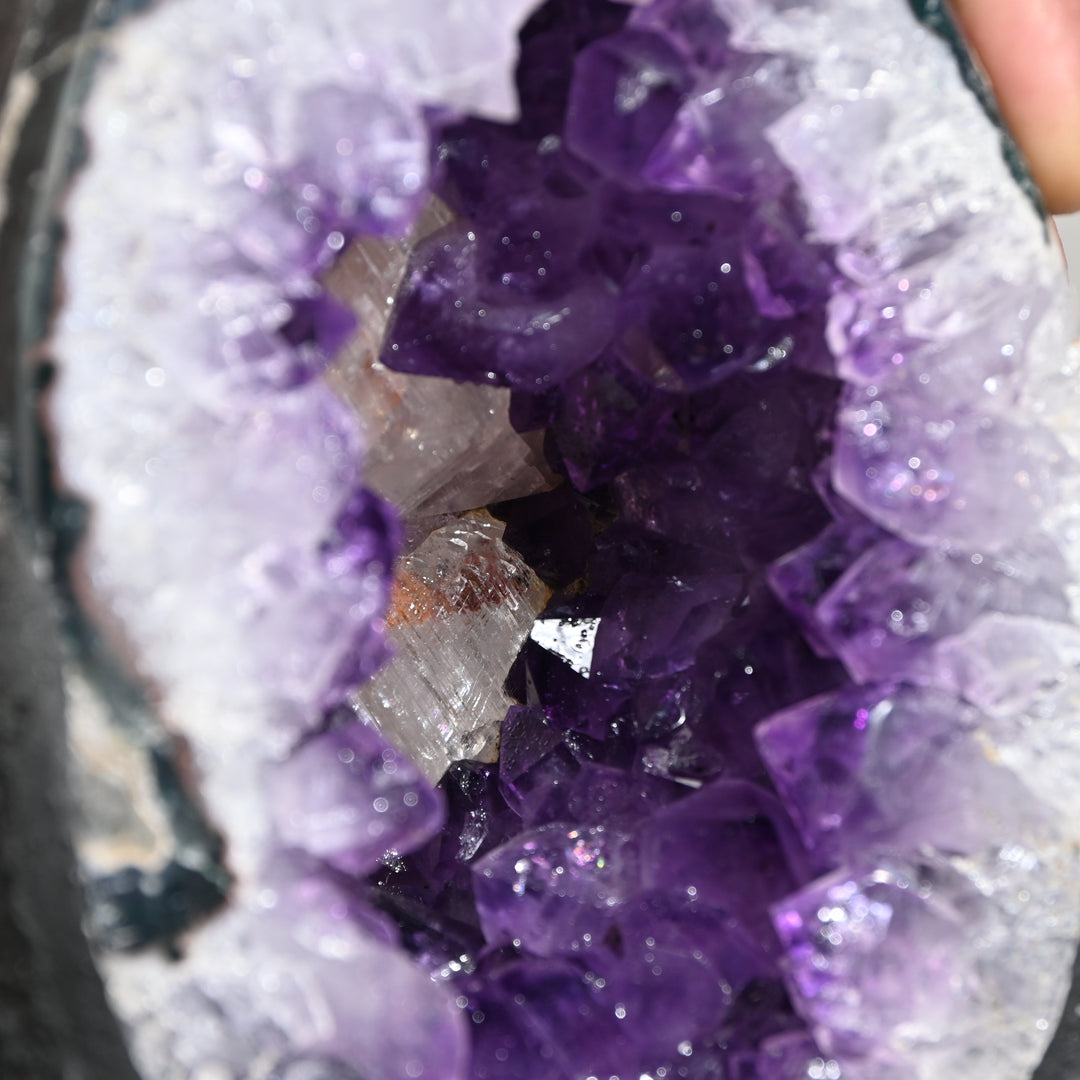 Natural Amethyst Geode 2.4kg - Raw Crystal for Healing