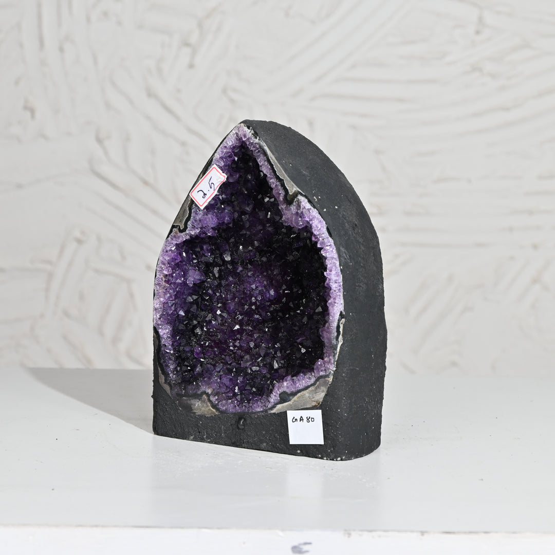 Natural Amethyst Geode 2.5kg - Raw Crystal for Healing
