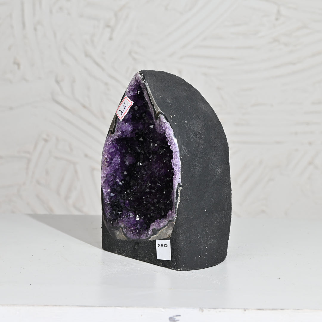 Natural Amethyst Geode 2.5kg - Raw Crystal for Healing
