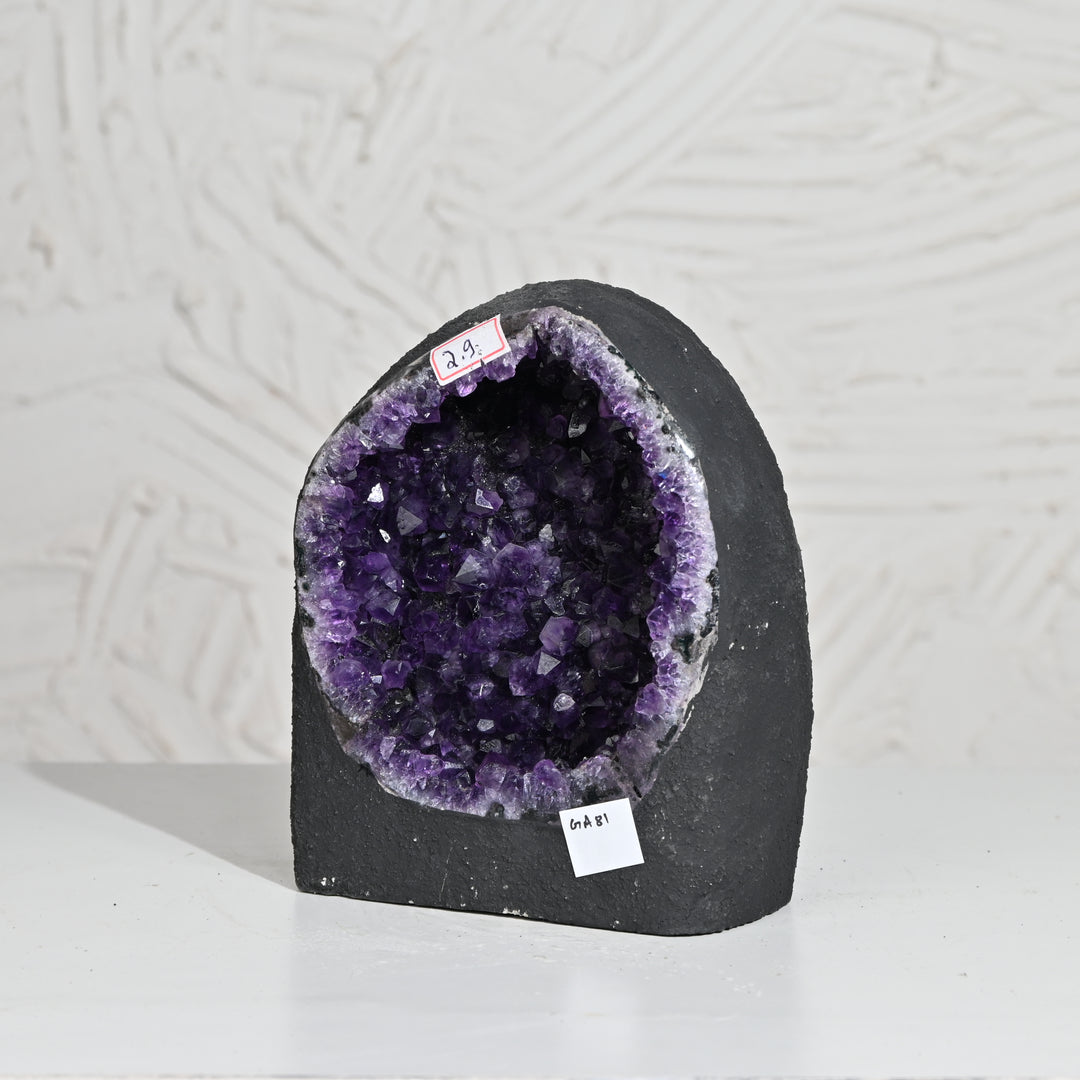 Natural Amethyst Geode 2.9kg - Raw Crystal for Healing
