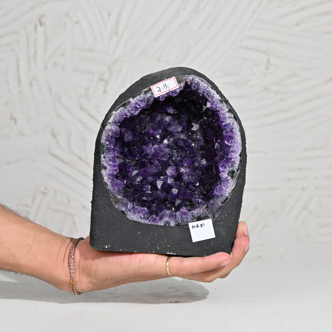 Natural Amethyst Geode 2.9kg - Raw Crystal for Healing
