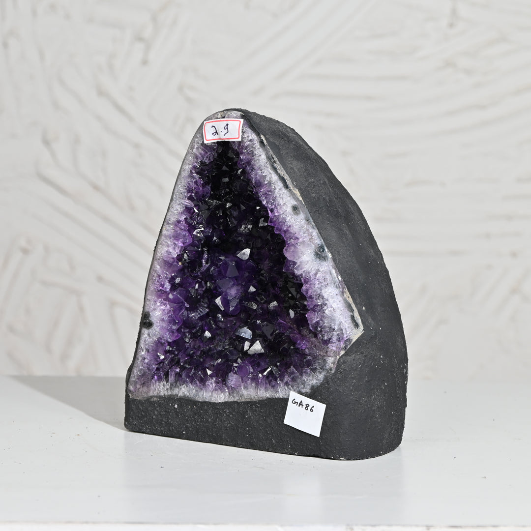Natural Amethyst Geode 2.9kg - Raw Crystal for Healing