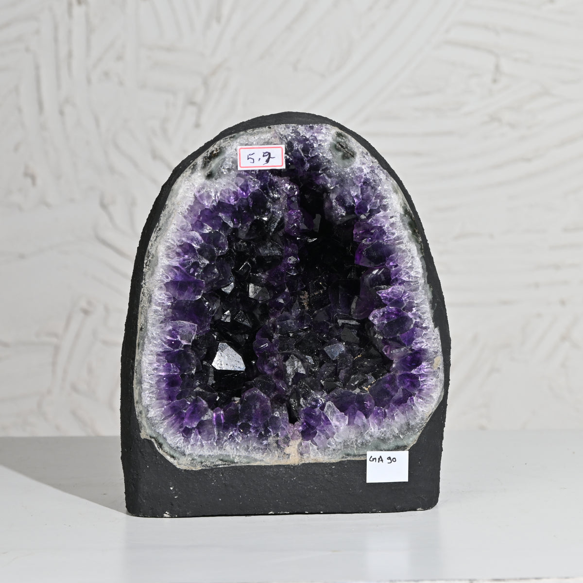 Amethyst Geode – Vibrating Crystals, Jaipur