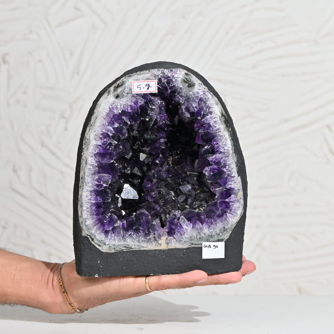 Natural Amethyst Geode 5.7kg - Raw Crystal for Healing
