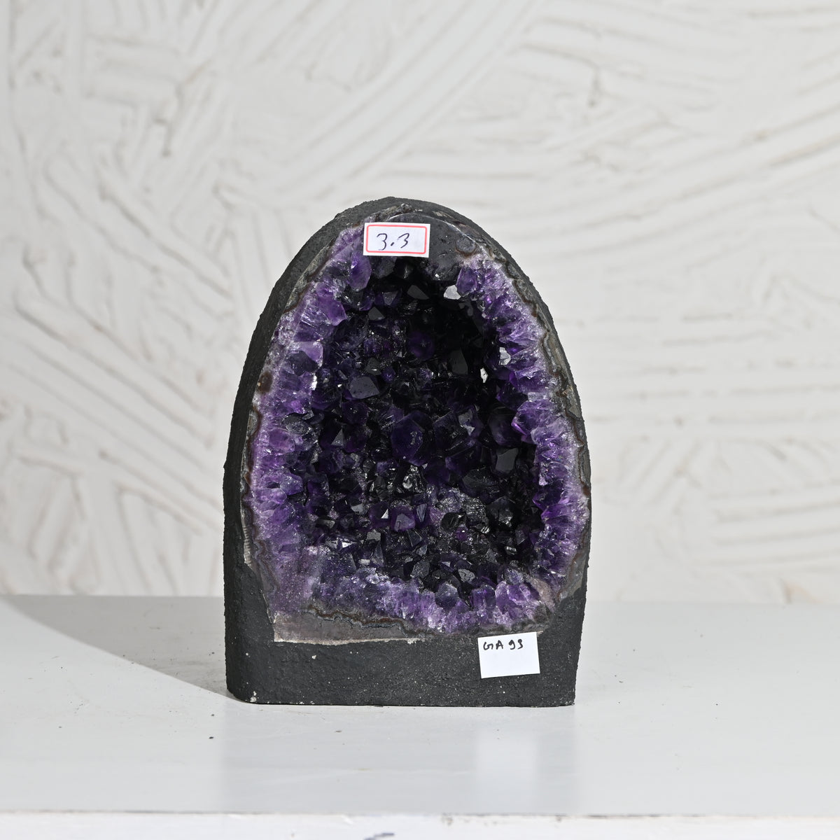 Amethyst Geode – Vibrating Crystals, Jaipur