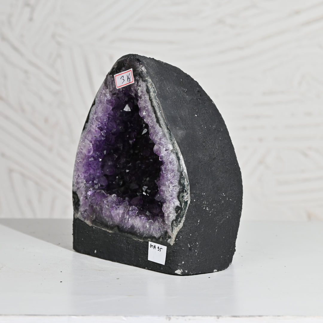 Natural Amethyst Geode 3.1kg - Raw Crystal for Healing