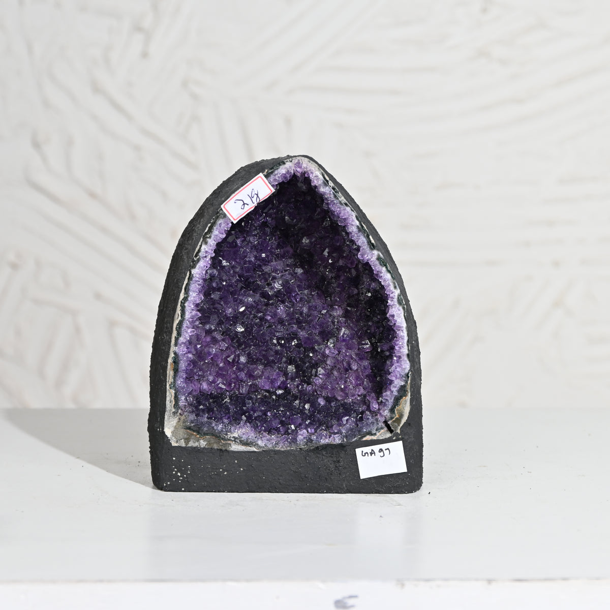 Amethyst Geode – Vibrating Crystals, Jaipur