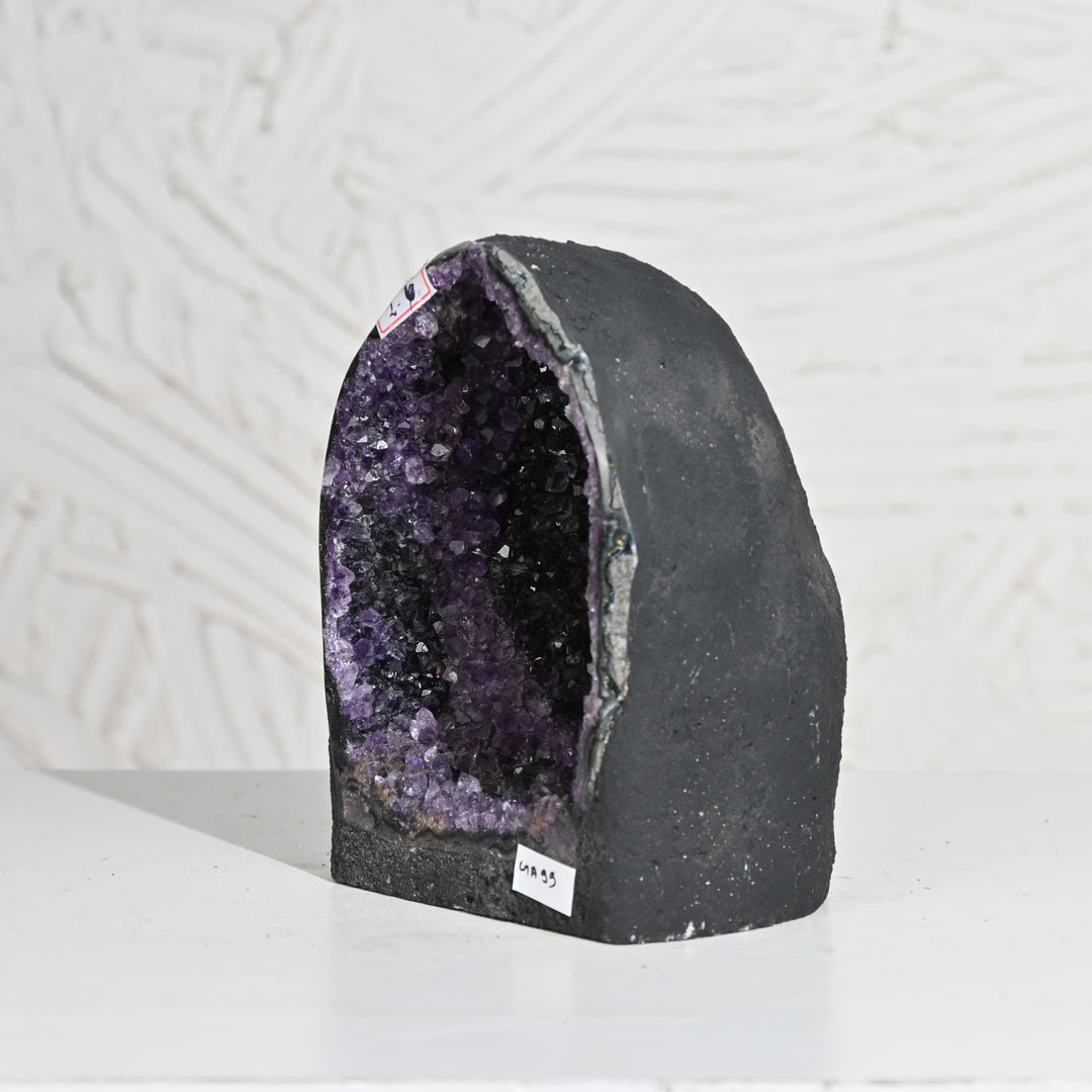Natural Amethyst Geode 2.6kg - Raw Crystal for Healing