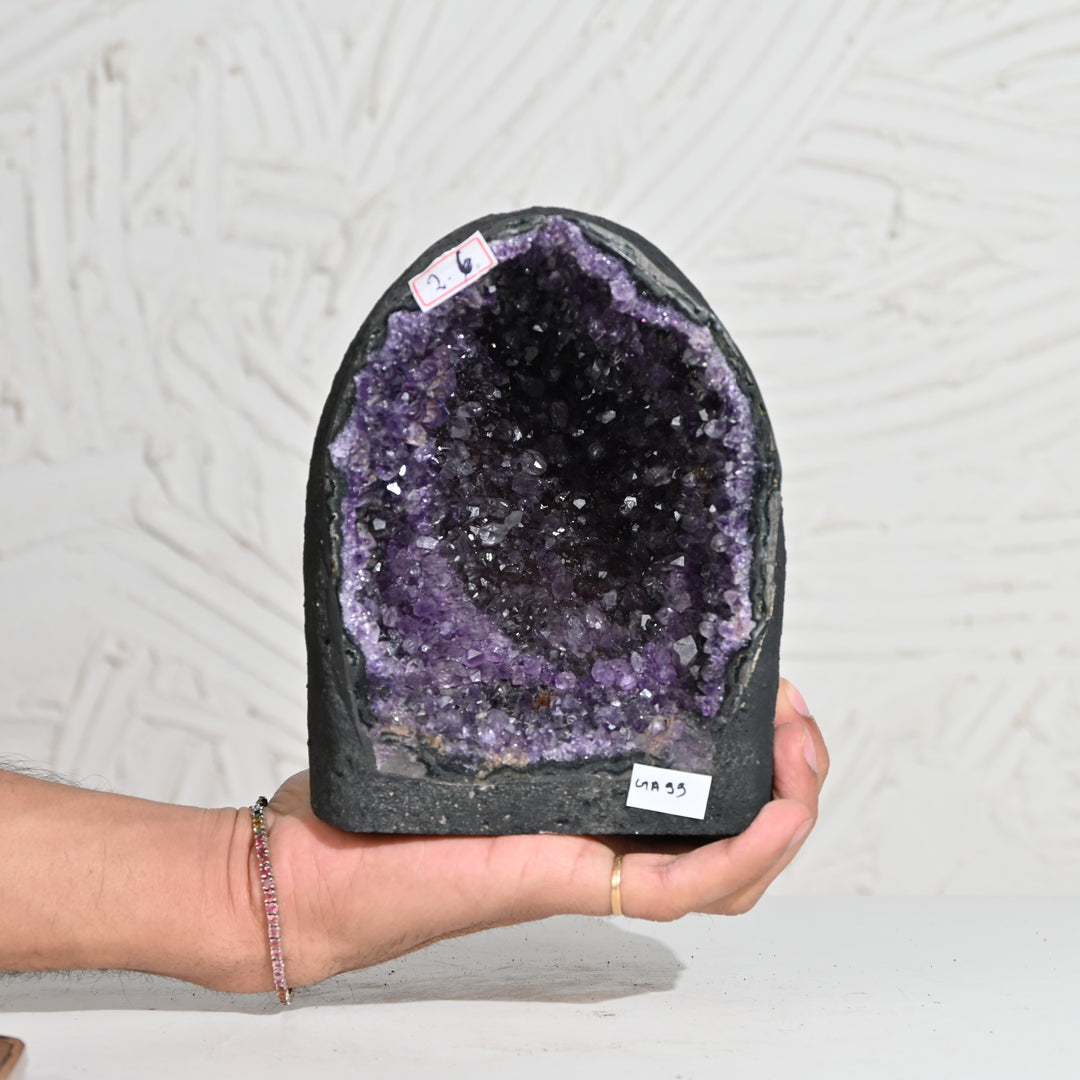 Natural Amethyst Geode 2.6kg - Raw Crystal for Healing