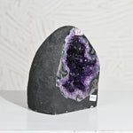 Load image into Gallery viewer, Natural Amethyst Geode 2.8kg - Raw Crystal for Healing