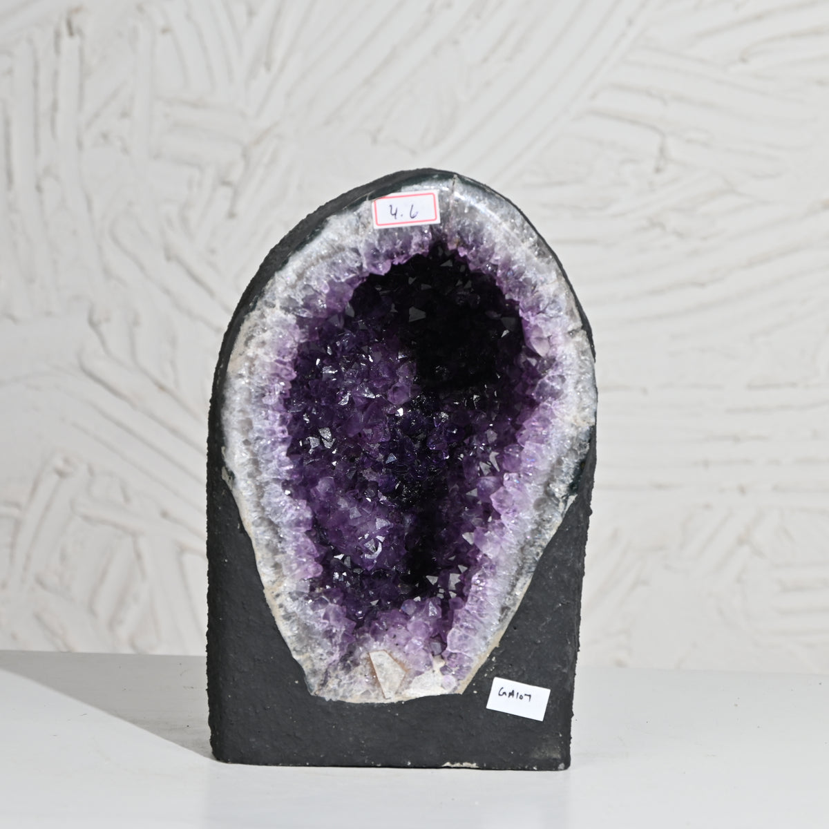 Amethyst Geode – Vibrating Crystals, Jaipur