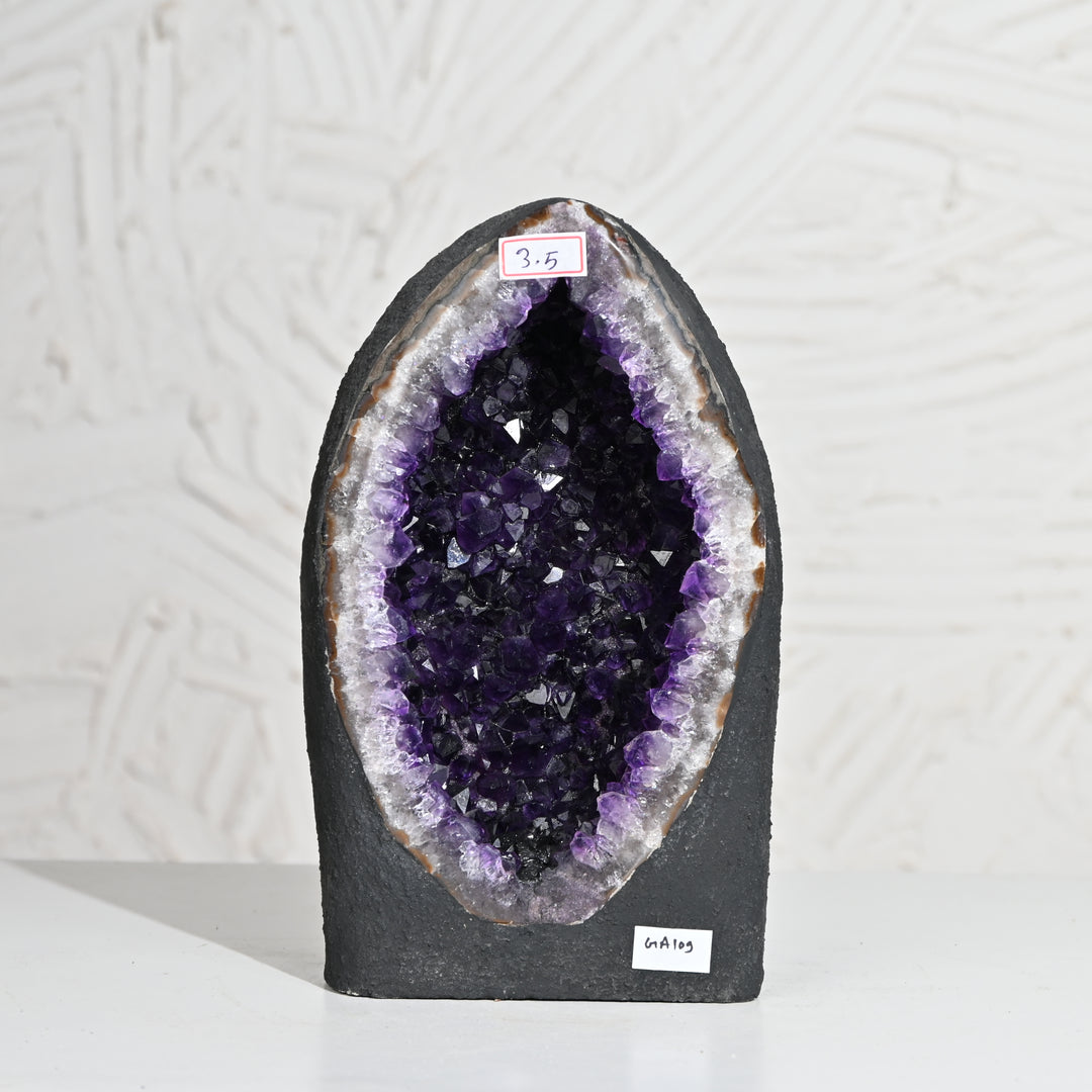 Natural Amethyst Geode 3.5kg - Raw Crystal for Healing