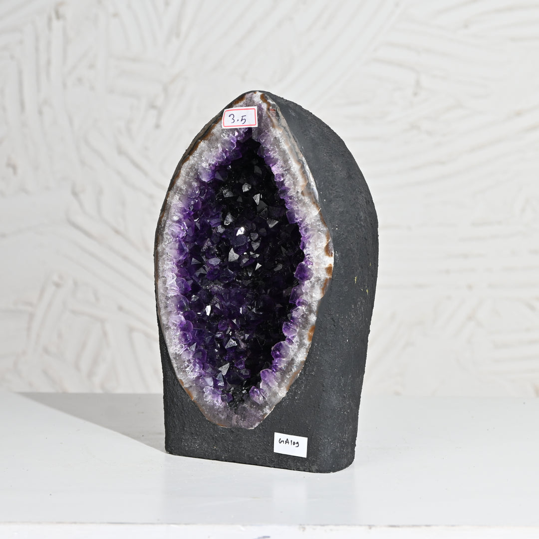 Natural Amethyst Geode 3.5kg - Raw Crystal for Healing
