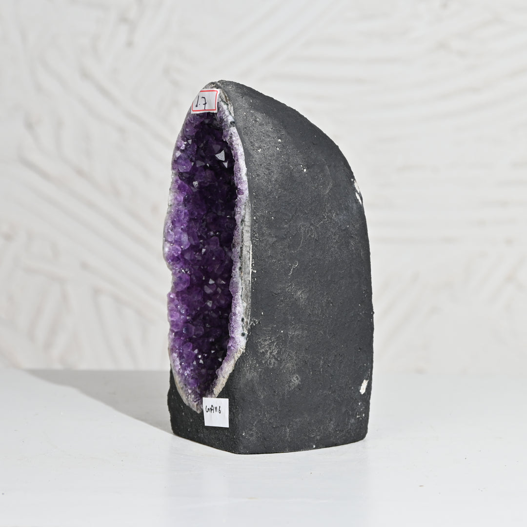 Natural Amethyst Geode 1.7kg - Raw Crystal for Healing