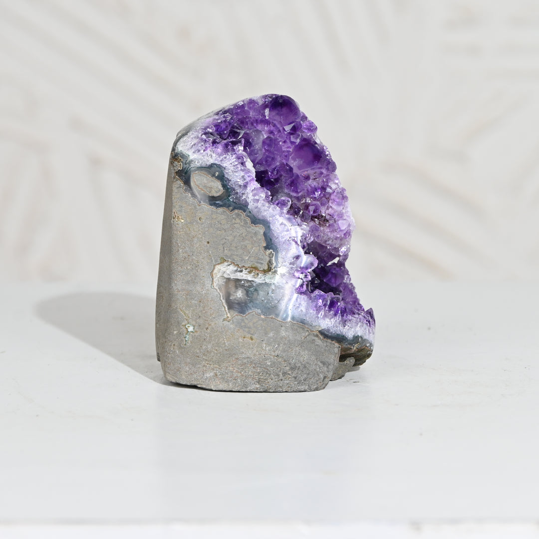 Natural Amethyst Geode 648g - Raw Crystal for Healing