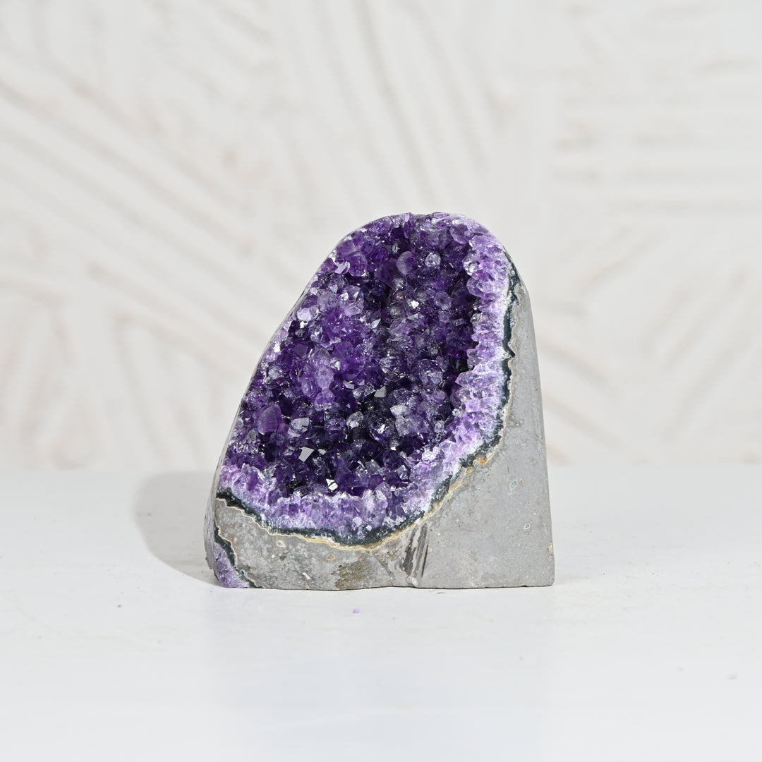 Natural Amethyst Geode 619g - Raw Crystal for Healing