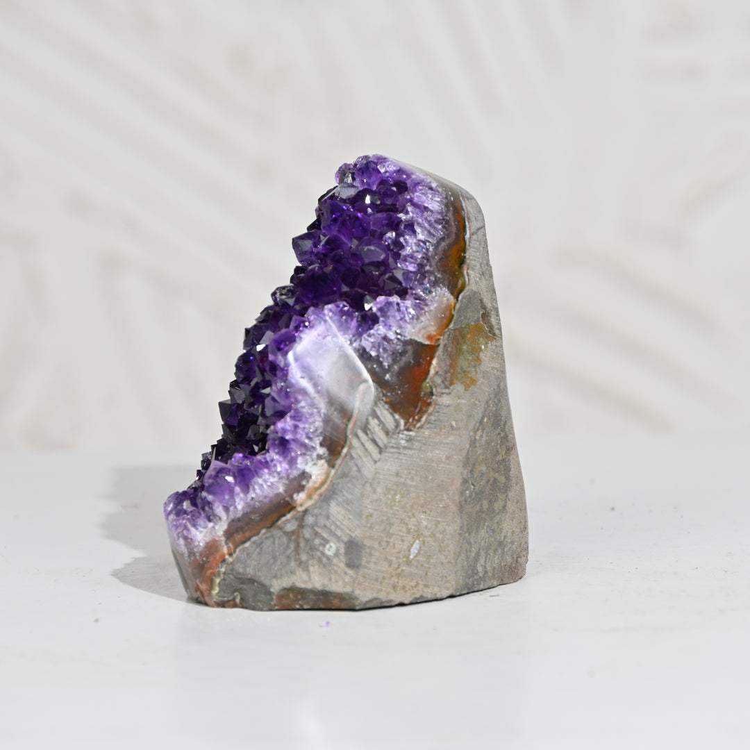 Natural Amethyst Geode 739g - Raw Crystal for Healing