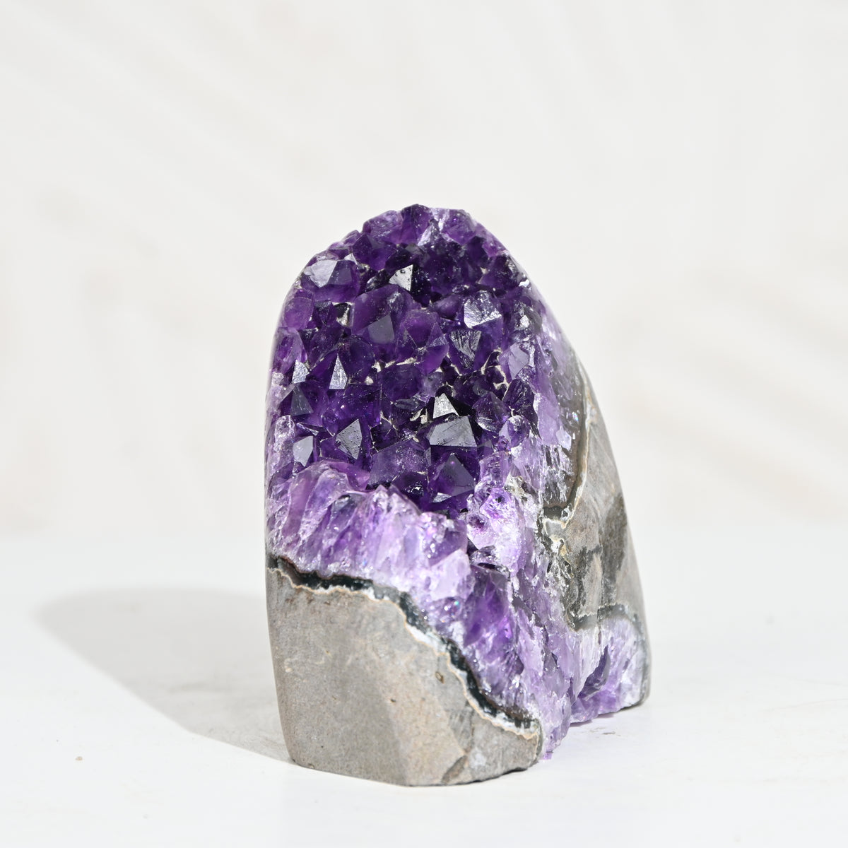 Amethyst Geode – Vibrating Crystals, Jaipur