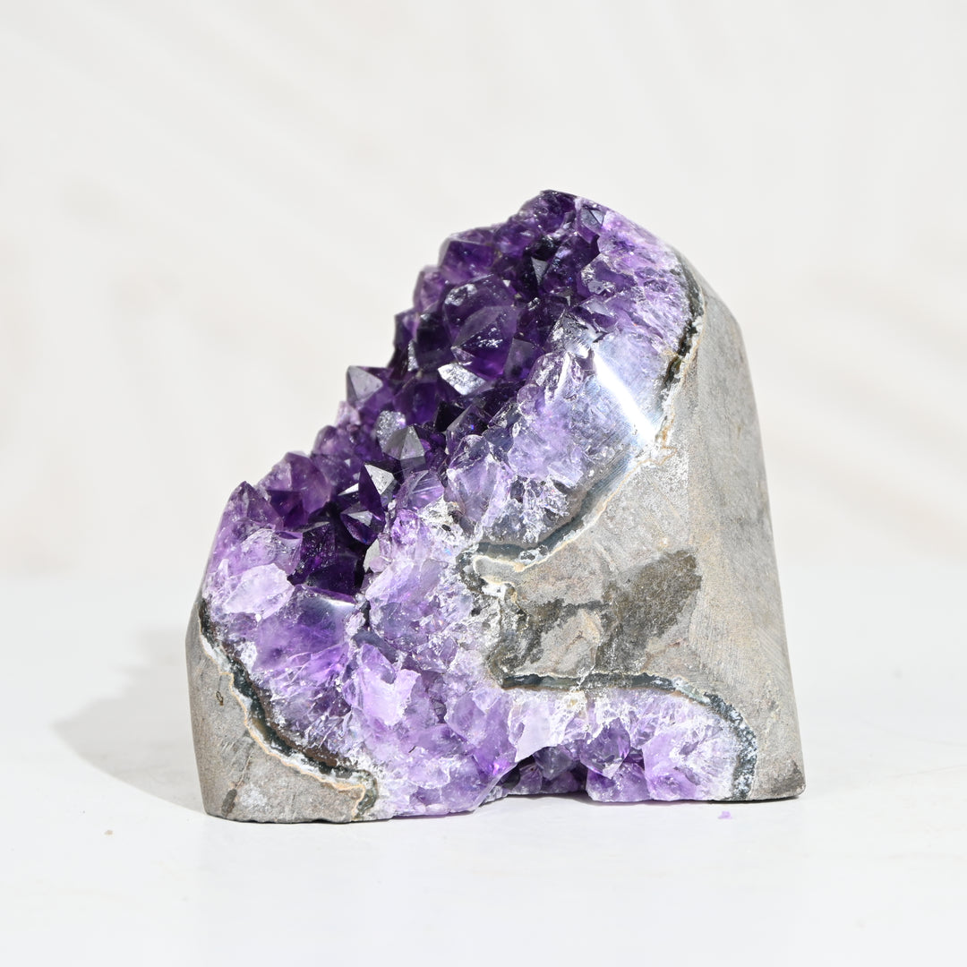 Natural Amethyst Geode 546g - Raw Crystal for Healing