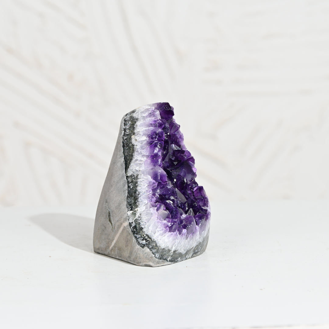 Natural Amethyst Geode 676g - Raw Crystal for Healing