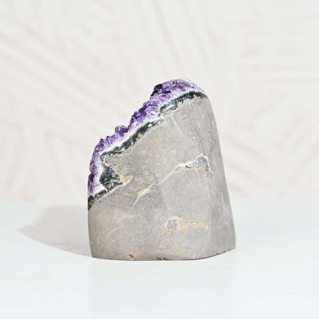 Natural Amethyst Geode 1094g - Raw Crystal for Healing