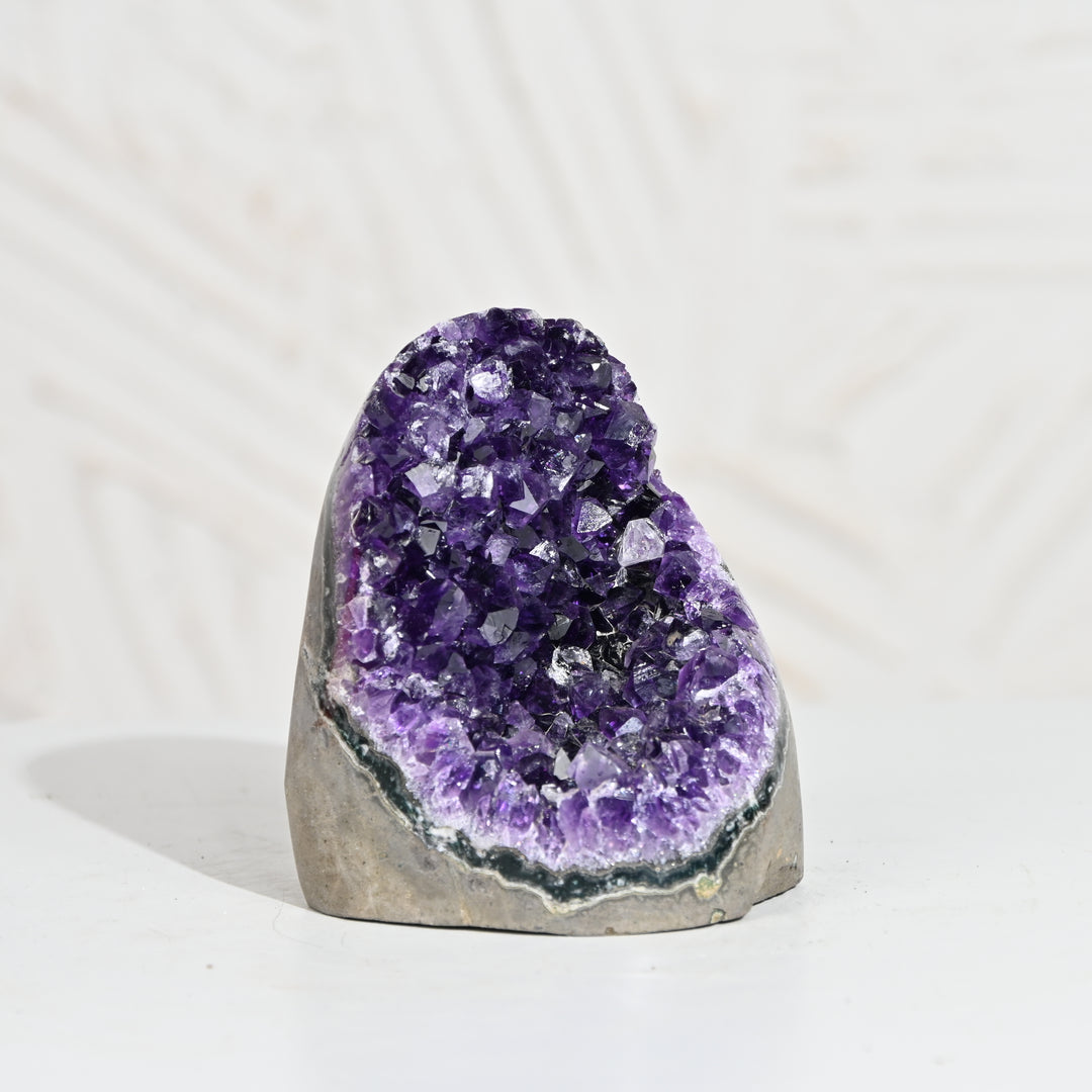 Natural Amethyst Geode 706g - Raw Crystal for Healing