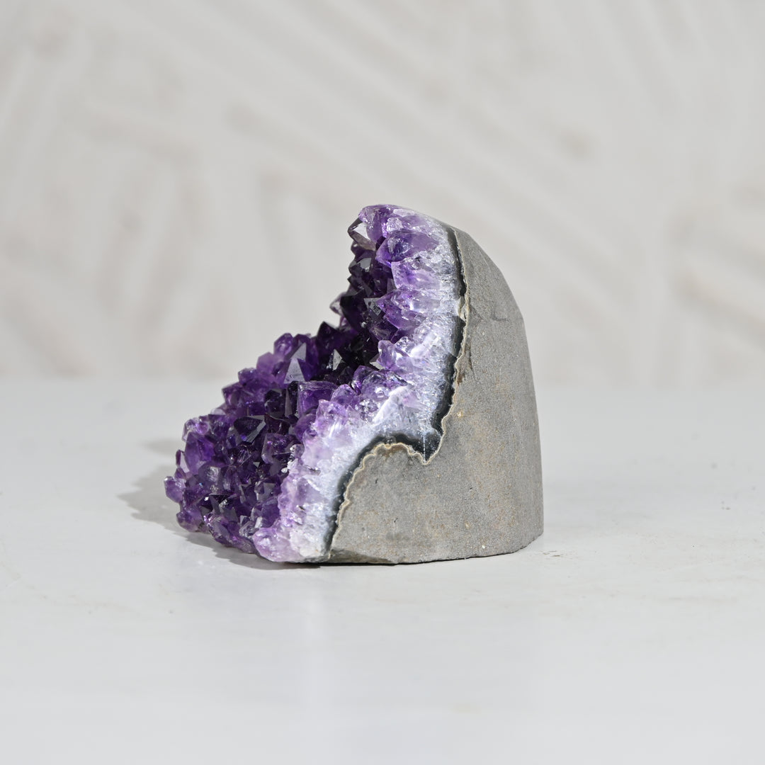 Natural Amethyst Geode 392g - Raw Crystal for Healing