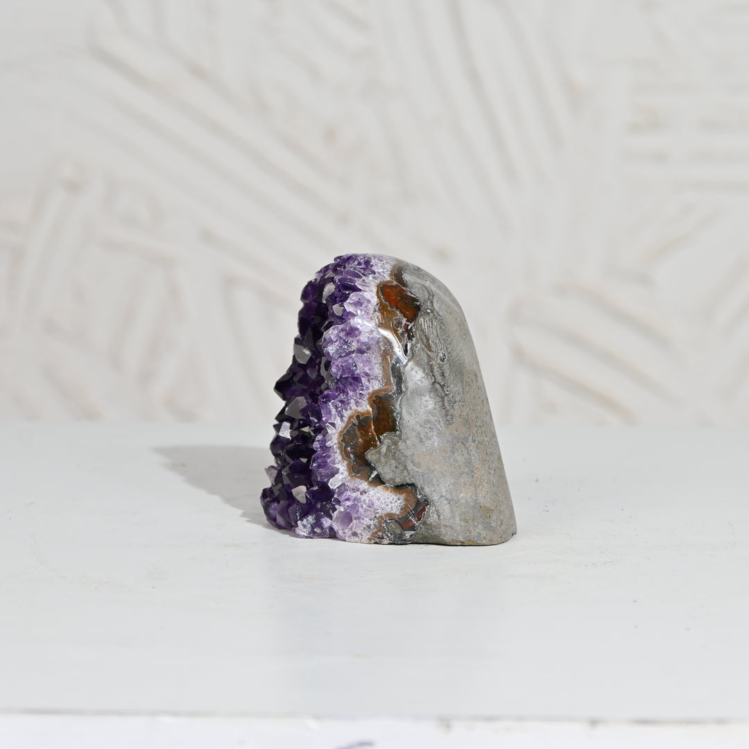 Natural Amethyst Geode 609g - Raw Crystal for Healing