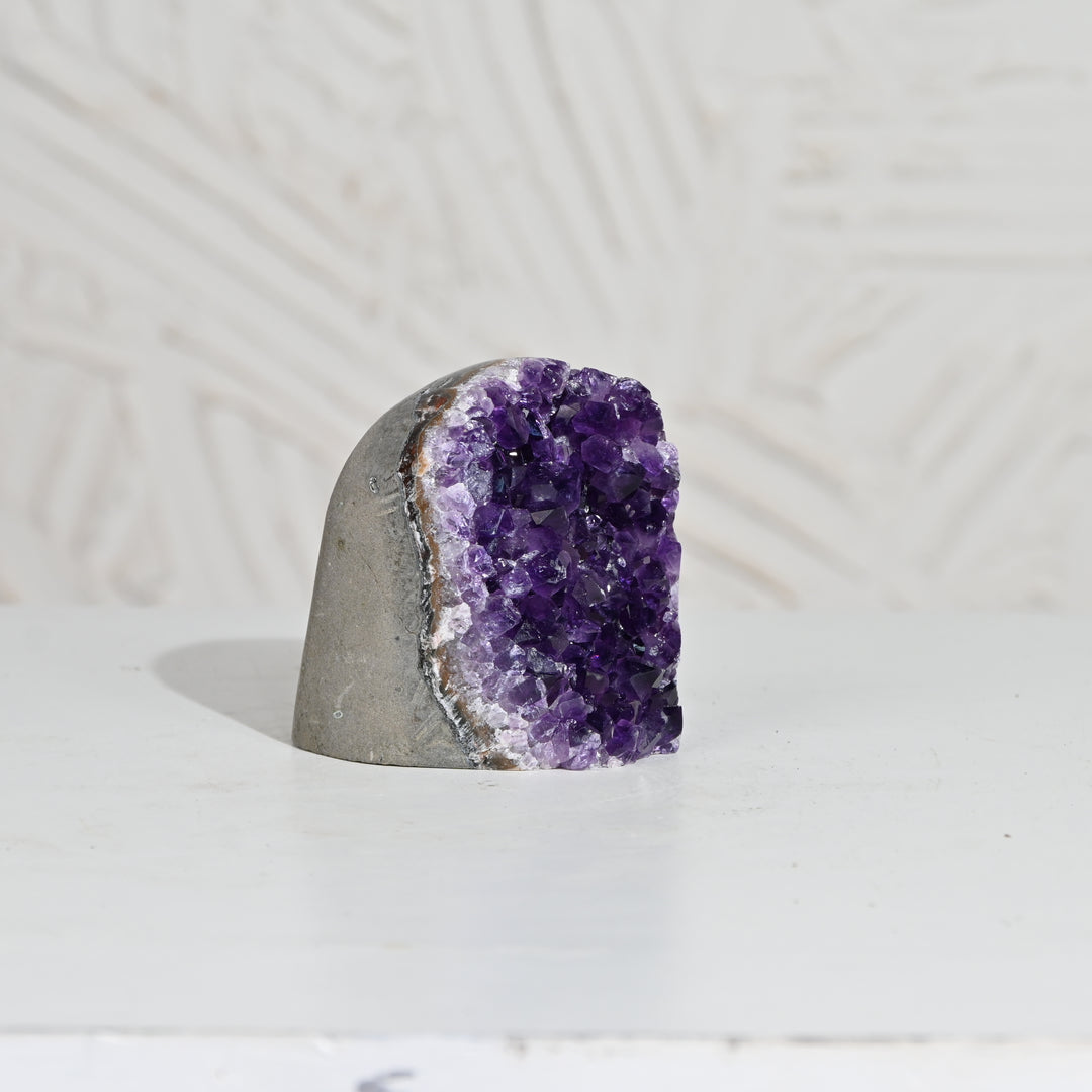 Natural Amethyst Geode 609g - Raw Crystal for Healing