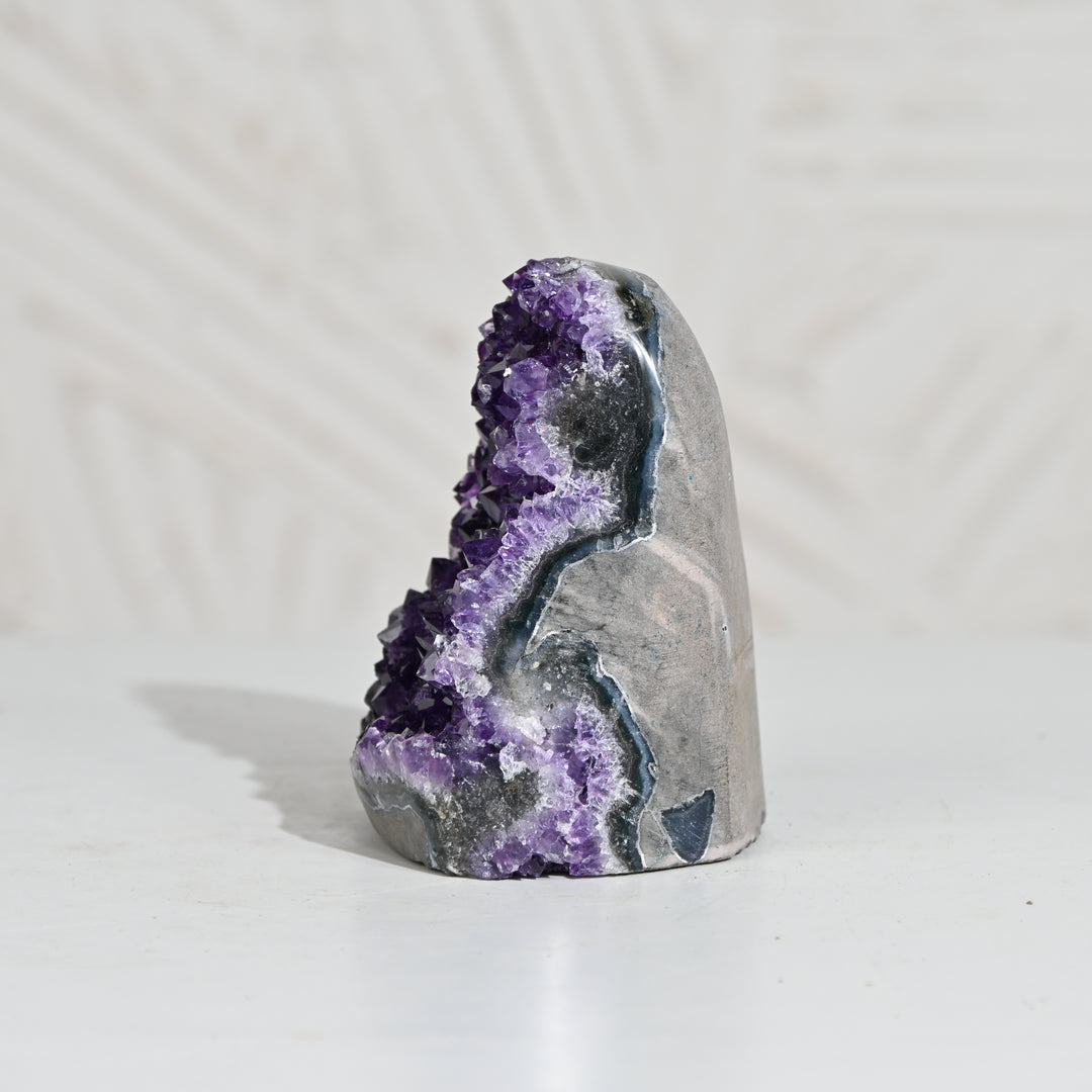 Natural Amethyst Geode 598g - Raw Crystal for Healing