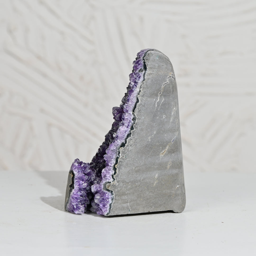 Natural Amethyst Geode 1474g - Raw Crystal for Healing