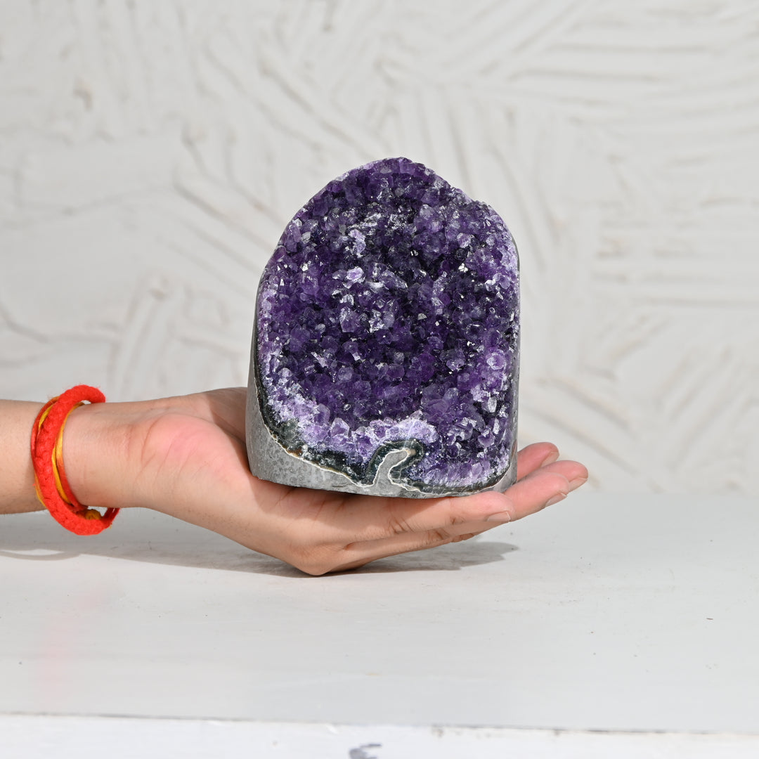 Natural Amethyst Geode 1285g - Raw Crystal for Healing