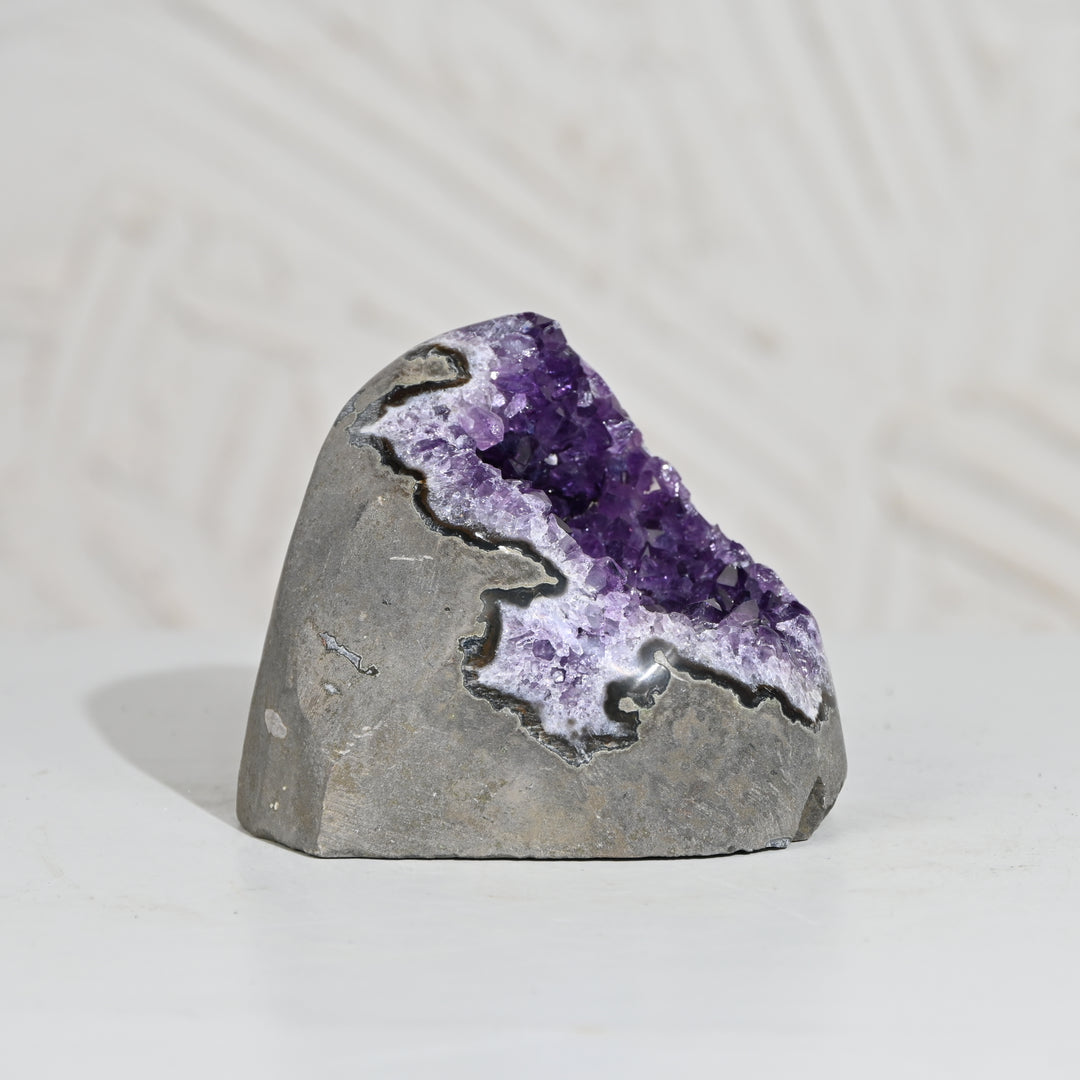 Natural Amethyst Geode 869g - Raw Crystal for Healing