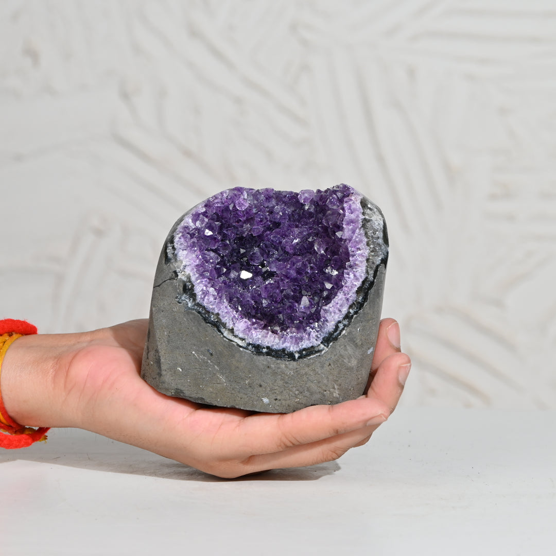 Natural Amethyst Geode 858g - Raw Crystal for Healing