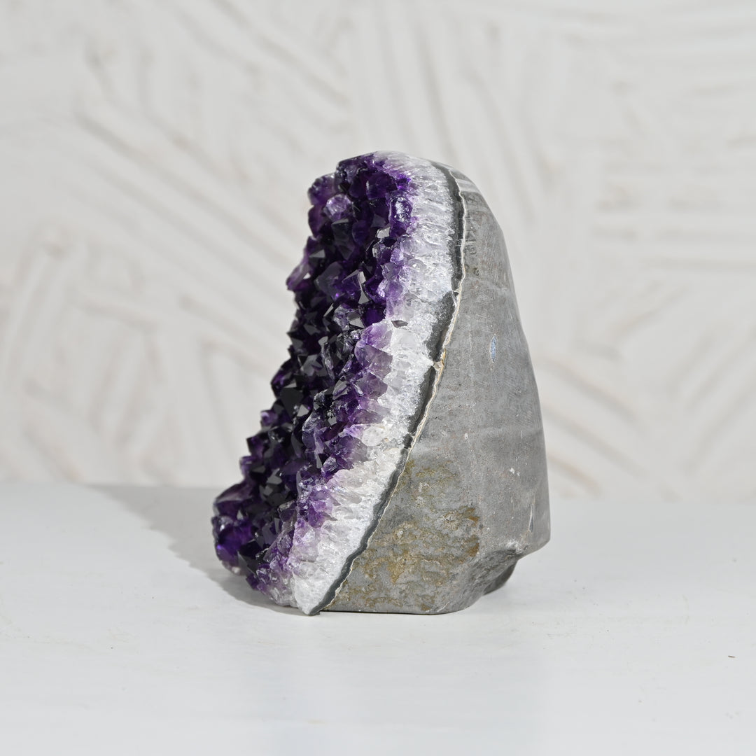 Natural Amethyst Geode 1711g - Raw Crystal for Healing